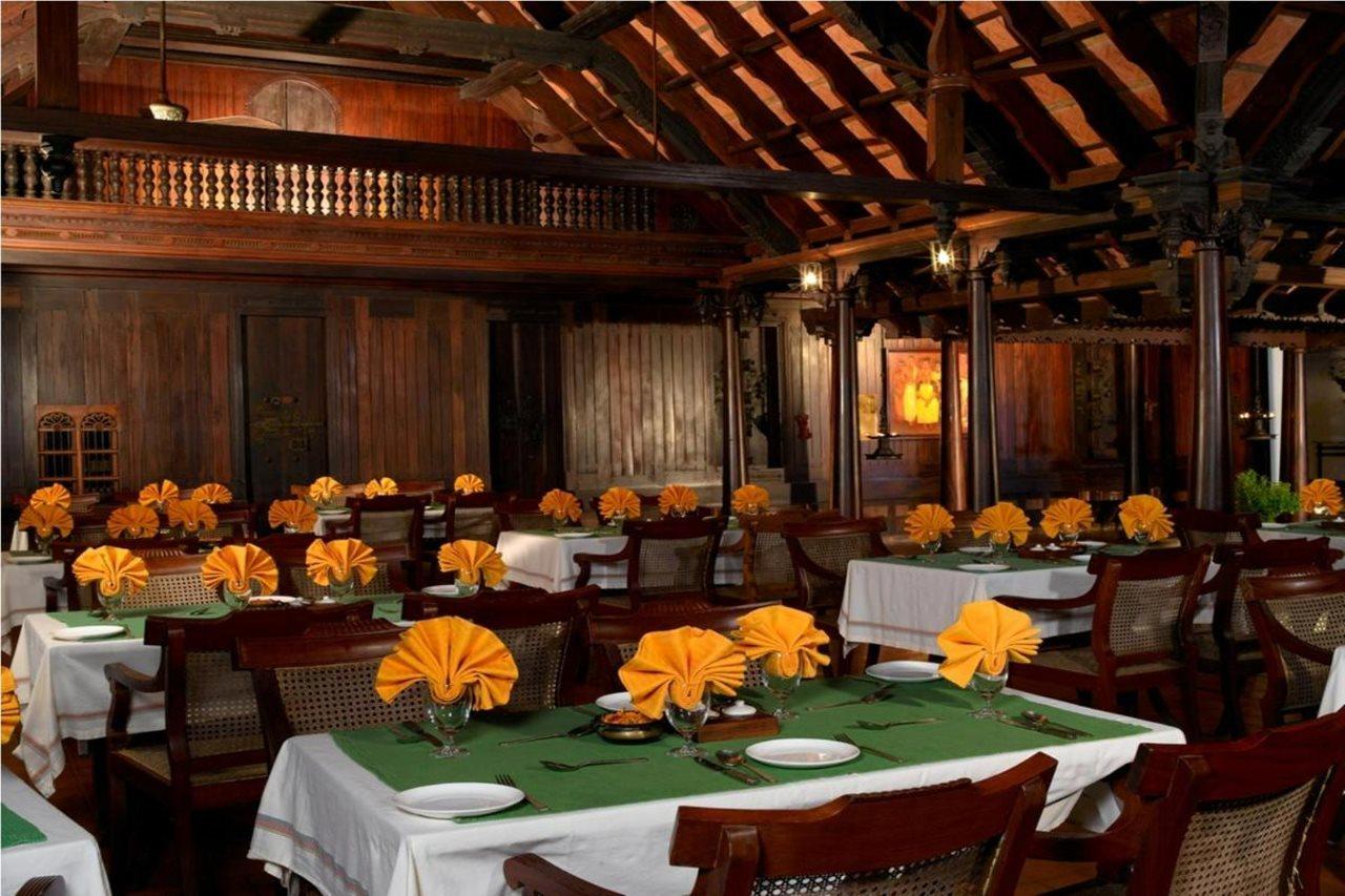 Kumarakom Lake Resort Exteriör bild